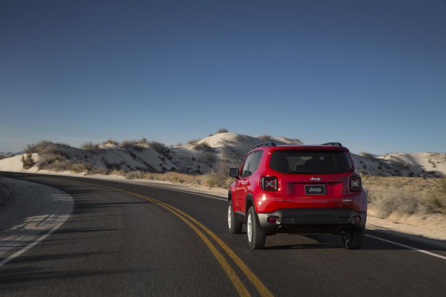  Jeep Renegade 2014 года  (фото 17 из 51)